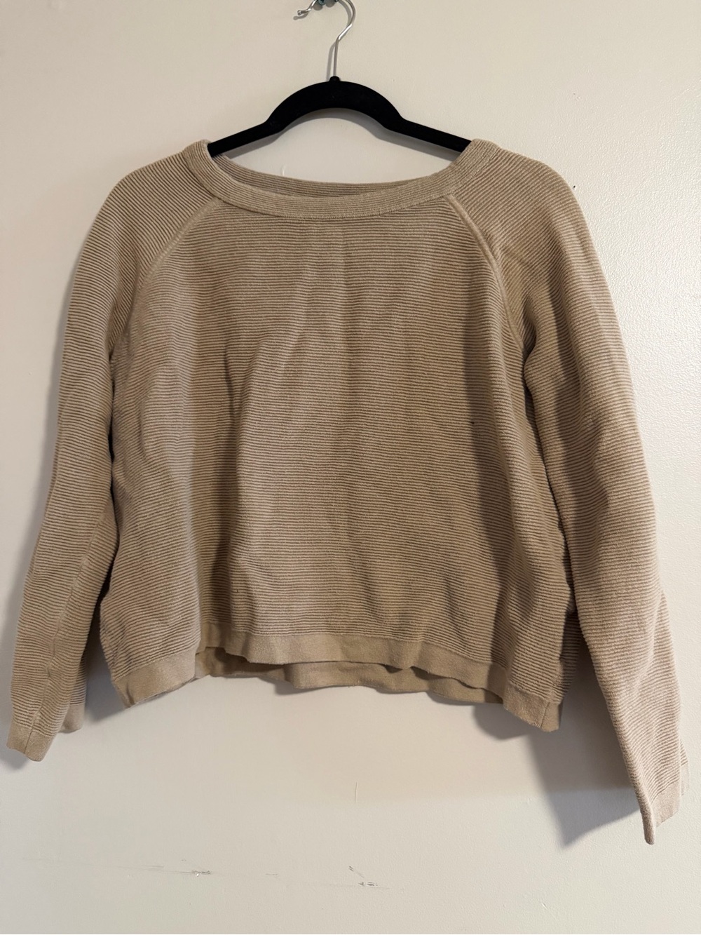 Banana Republic Ribbed Crewneck Sweater in Beige/Tan